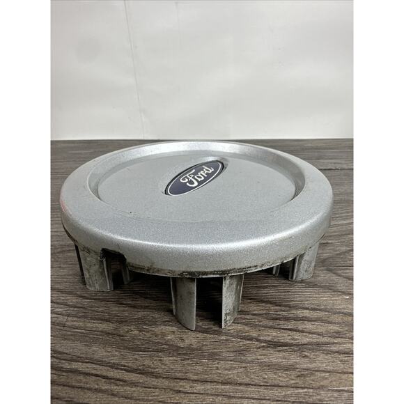 2003 - 2006 Ford Expedition Center Cap Factory OEM 4L14-1A096-DB Wheel Hub Cover - Picture 6 of 8